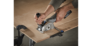 Dremel US20V-01 20V Max Cordless Compact Saw Kit (1 Battery/ Charger)